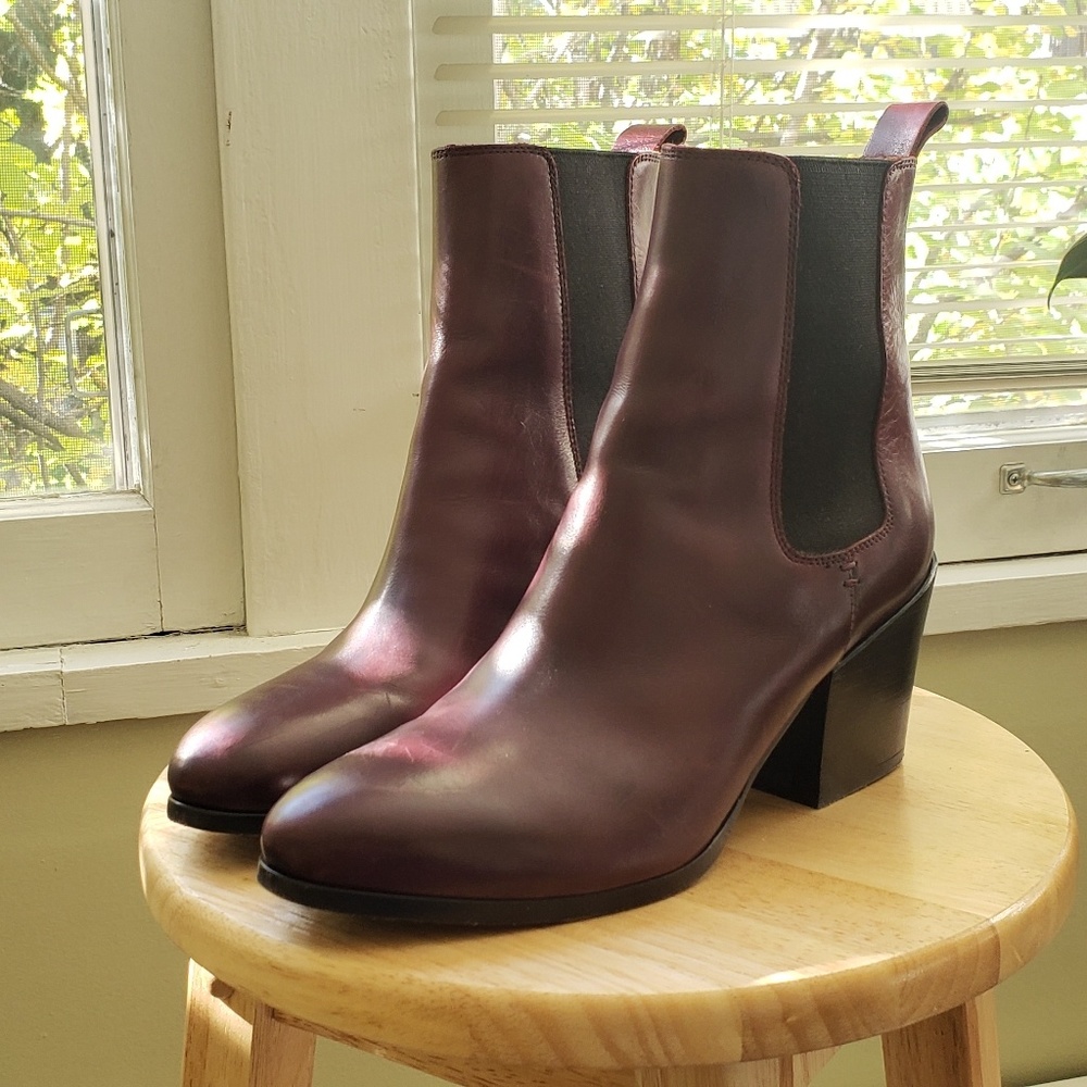 FRYE Casey Heeled Chelsea Boots